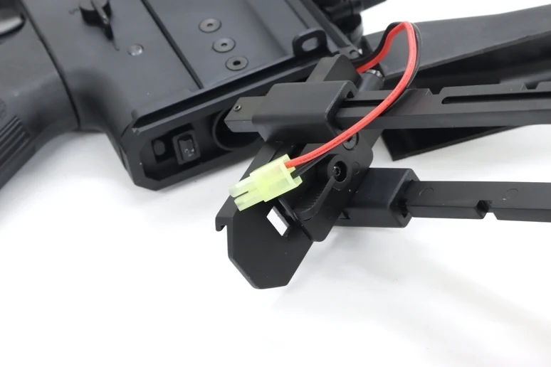 Double Bell SCAR-SC AEG Rifle (Full metal, QD Gearbox, DE, Two Magaznies Ver.) - Image 3